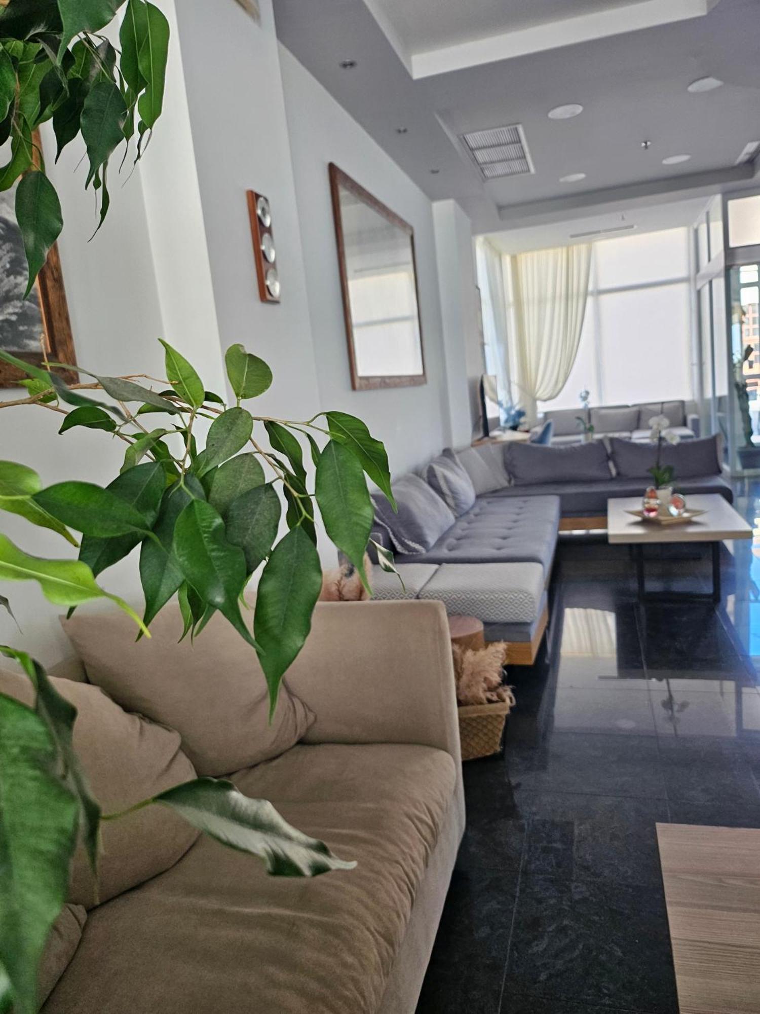 Nisaki Hotel & Elite Suites Ermoupoli Esterno foto